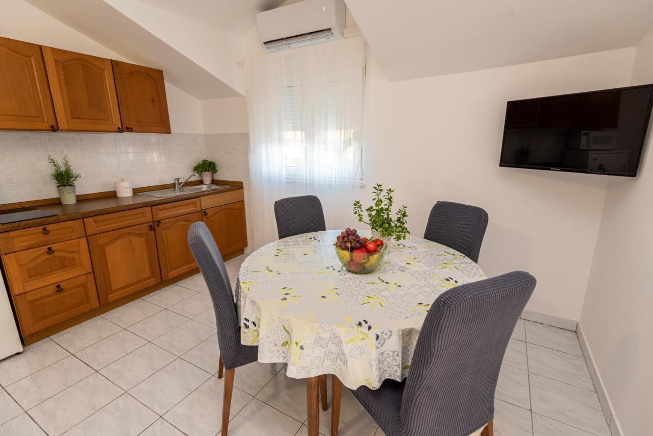 Magnolia Apartmani Водице Екстер'єр фото