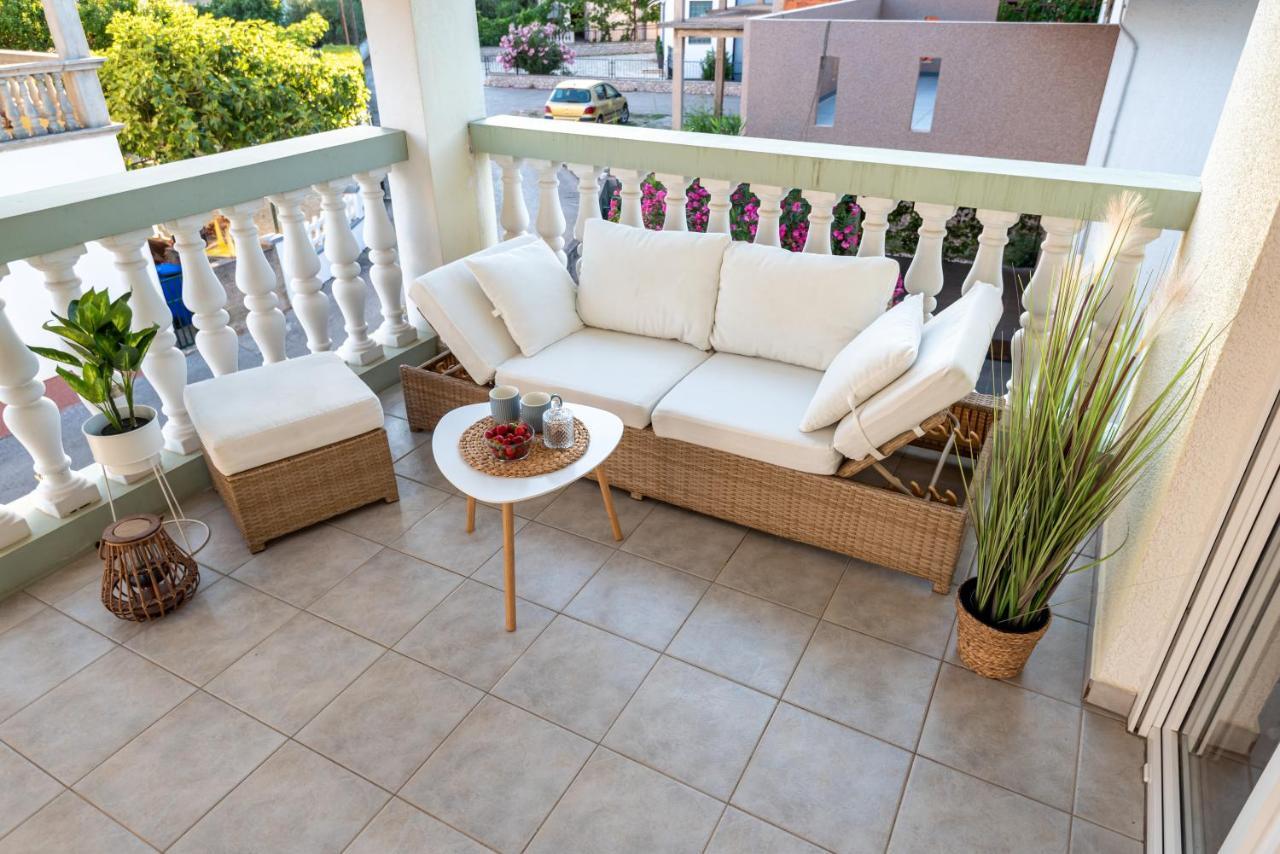 Magnolia Apartmani Водице Екстер'єр фото