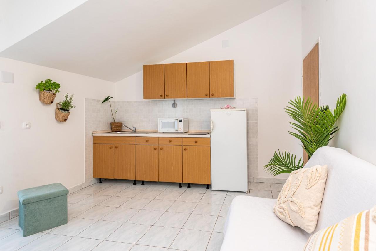 Magnolia Apartmani Водице Екстер'єр фото