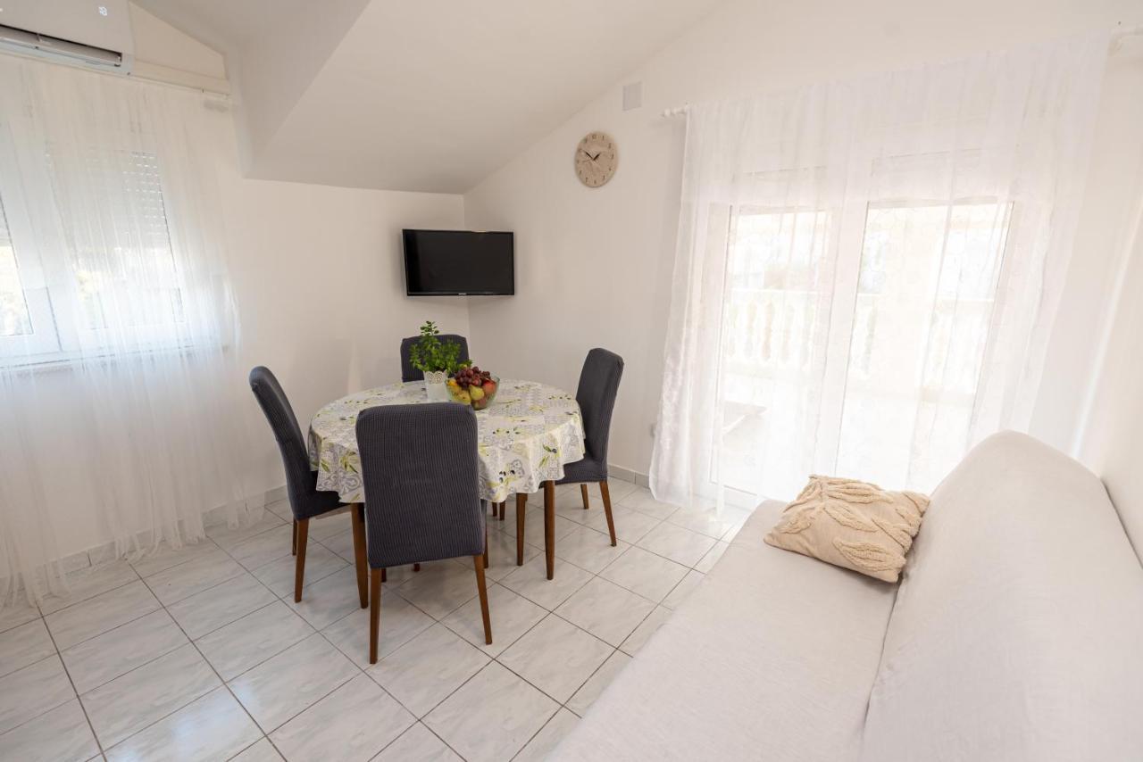 Magnolia Apartmani Водице Екстер'єр фото